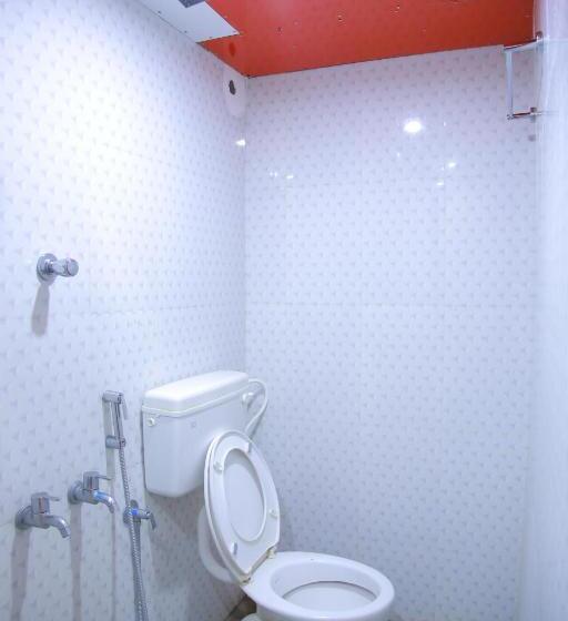 Hotel Mgs Residency Bodi