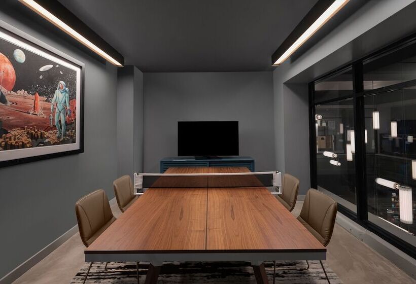 酒店 Moxy Houston Downtown