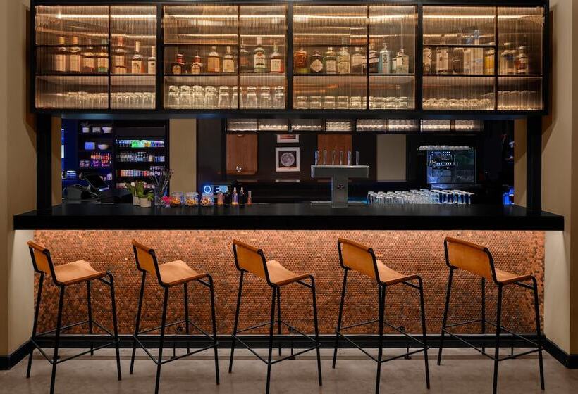 酒店 Moxy Houston Downtown