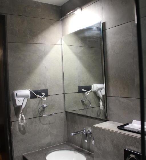 בית מלון כפרי Rudra Royals