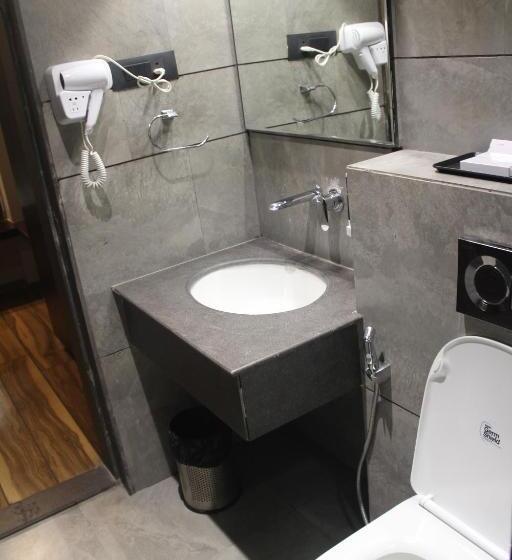 בית מלון כפרי Rudra Royals