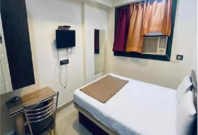 Hotelli Shubham Park By Wb Inn