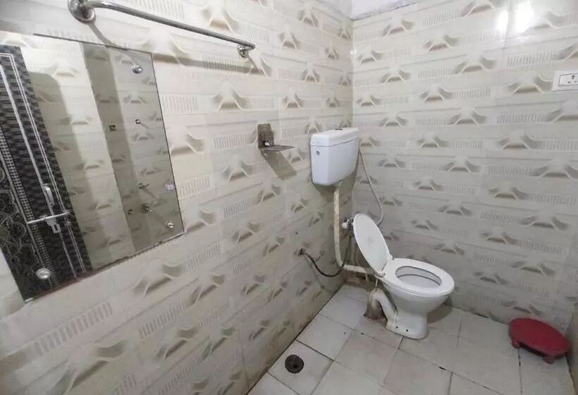 ホテル Spot On 703867 Panchhi Guest House