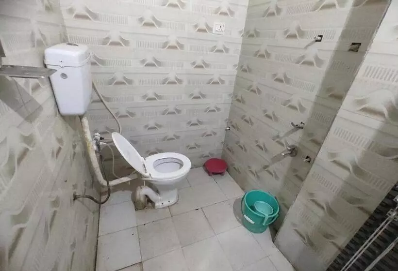 ホテル Spot On 703867 Panchhi Guest House