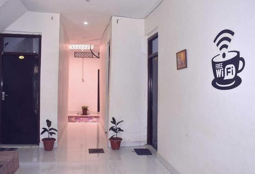 Hotel Spot On 703867 Panchhi Guest House