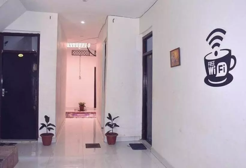 ホテル Spot On 703867 Panchhi Guest House