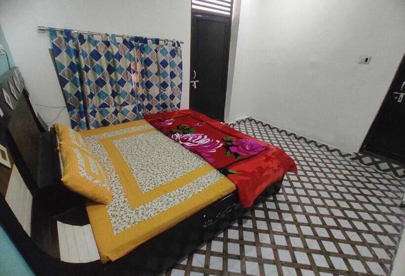 Hotel Spot On 703867 Panchhi Guest House
