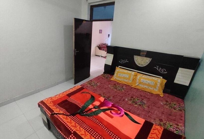 Hotel Spot On 703867 Panchhi Guest House