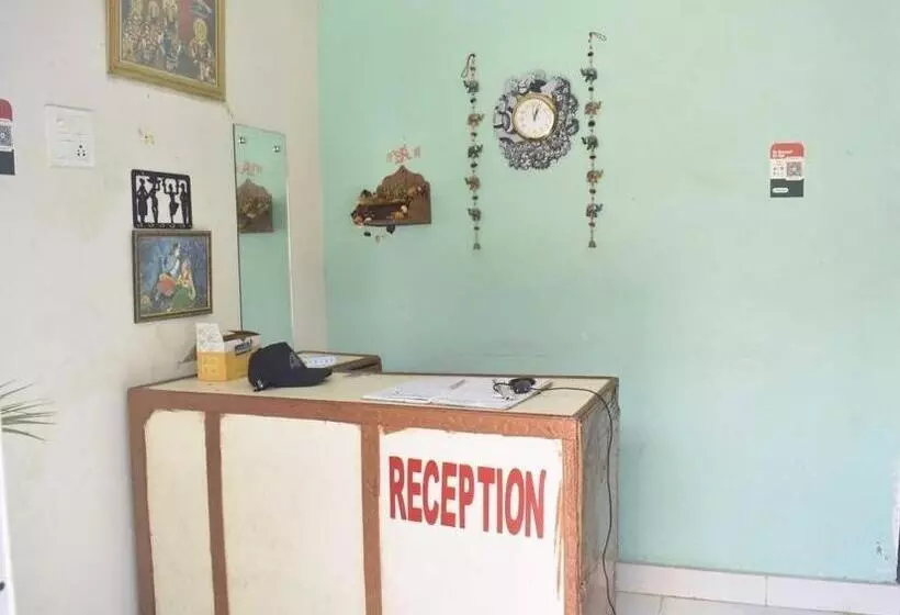 ホテル Spot On 703867 Panchhi Guest House