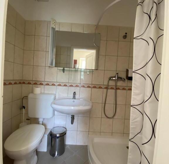 ホテル Teleki Wattay Kastélyszálló