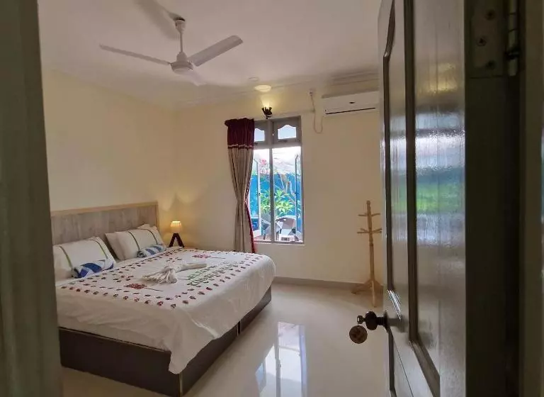 پانسیون Bird Beak Beach