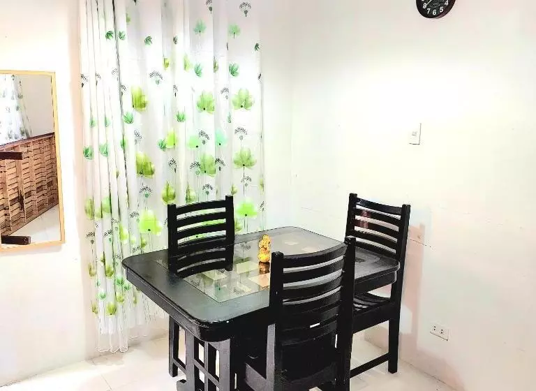 ペンション Gensan Transient House At Camella Homes 2 Storey