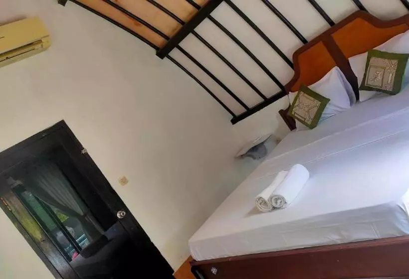ペンション Meno Lodge