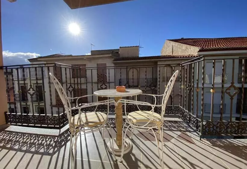 Majatalo Villa Caniles