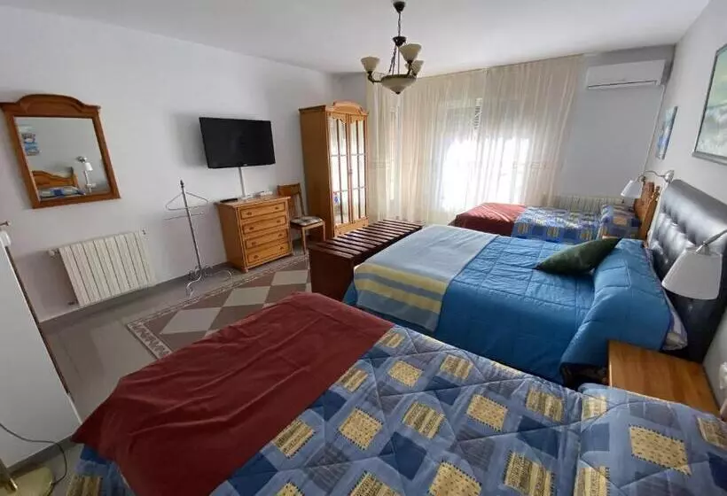 Majatalo Villa Caniles