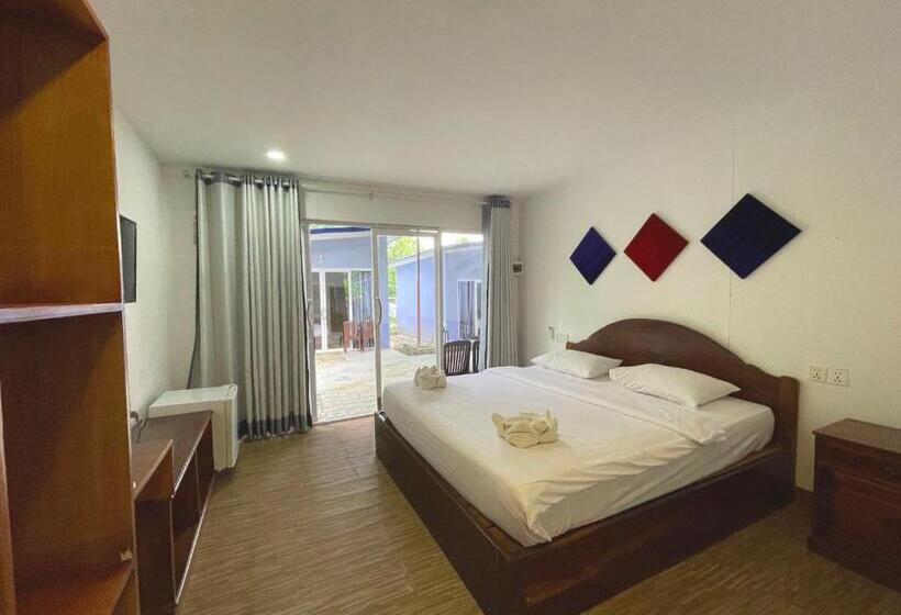 אתר נופש Scarlet Sails Bungalow