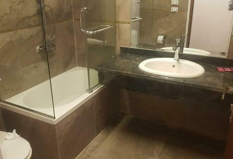 River Nile Edge Boutique Hotel & Restaurant