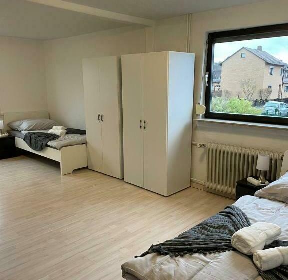 هاستل B S Apartments L