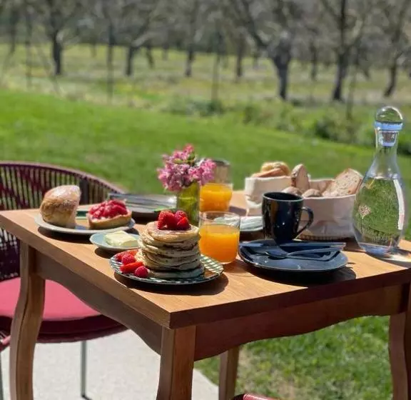 Aamiaismajoitus (B&B) Allée Des Noyers