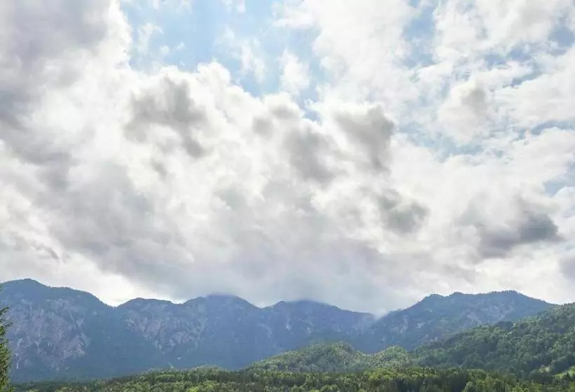 ベッドアンドブレックファースト Jeff S   Rooms With A Mountain View