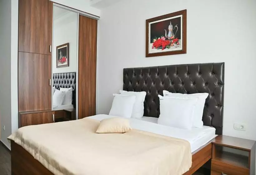 تختخواب و صبحانه Motel Celebic