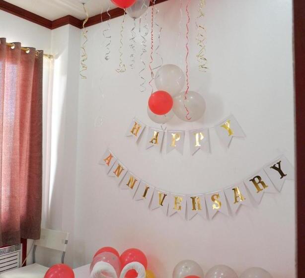 Endless Summer Hotel Baler