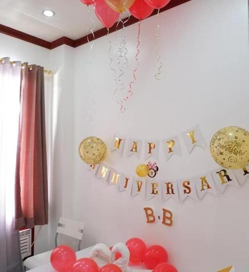 Endless Summer Hotel Baler