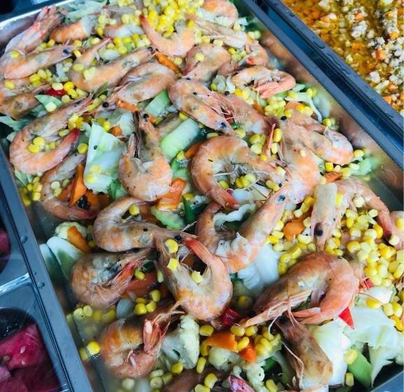 Endless Summer Hotel Baler