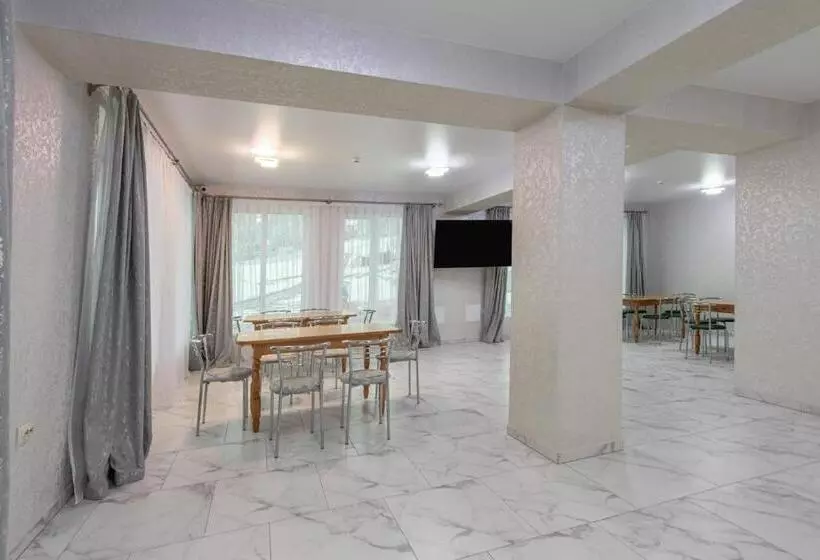 Hotelli шепіт лісу