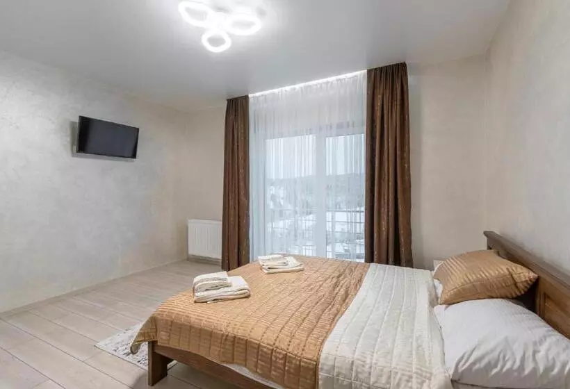 Hotelli шепіт лісу