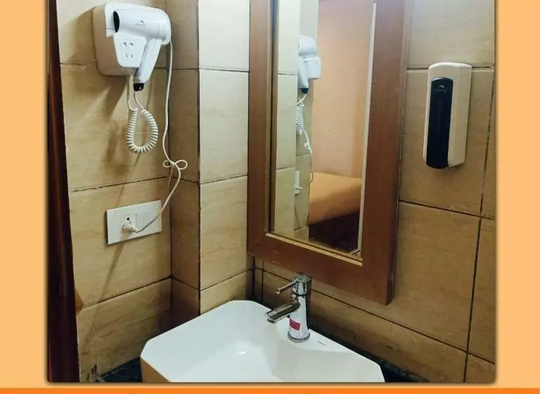 Tripli Hotels Ayushman Retreat
