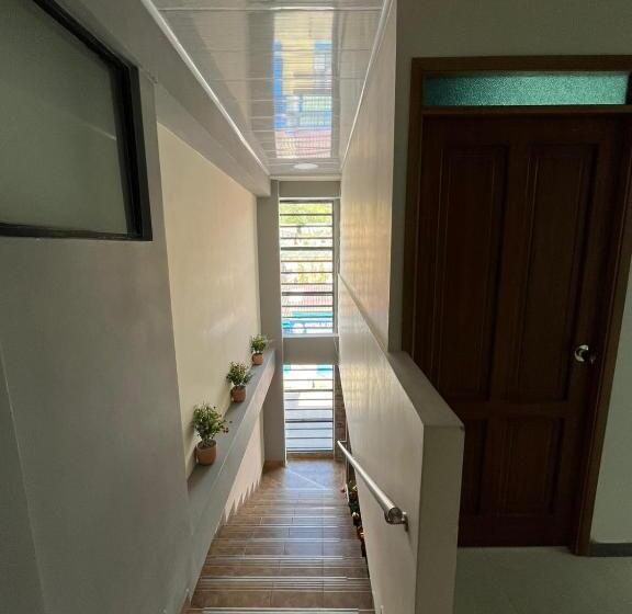 ホテル Doña Emma