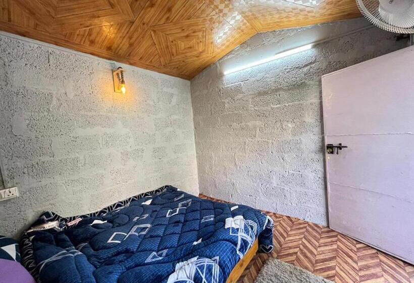 酒店 Kasol Jungle Retreat