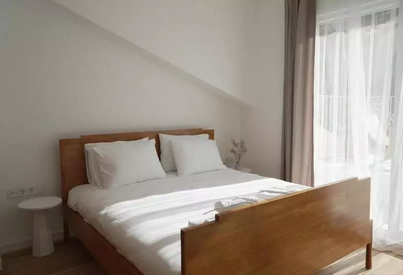 ホテル Perle House