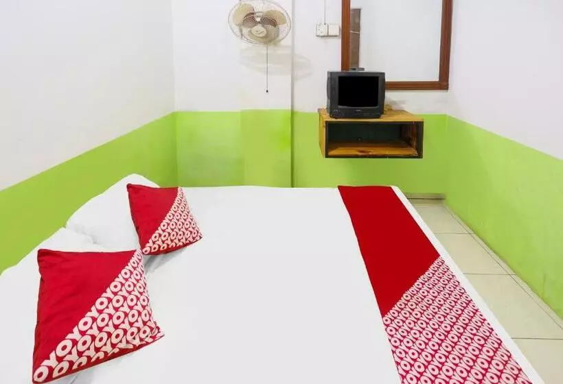 Hotelli Spot On 92053 Bagus Stay