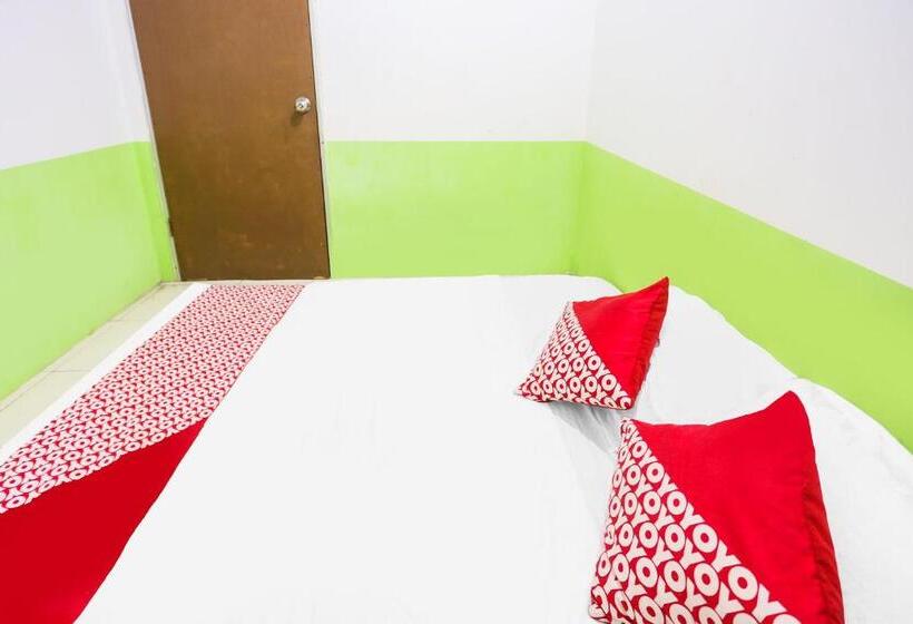 בית מלון כפרי Spot On 92053 Bagus Stay