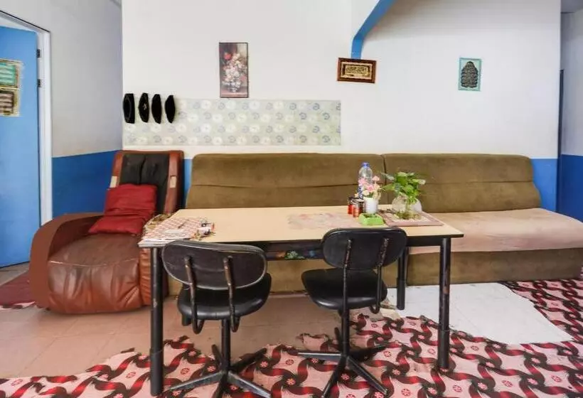 Hotelli Spot On 92053 Bagus Stay