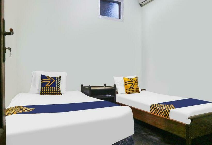 Hotel Spot On 92063 Balebat Endah Syariah