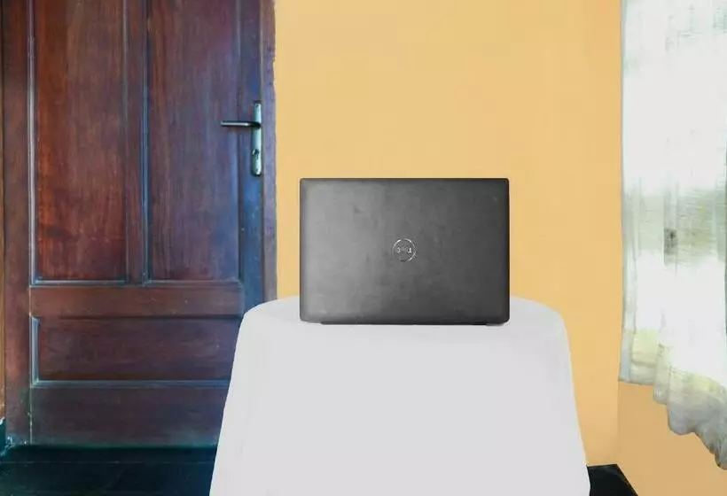 Hotelli Spot On 92063 Balebat Endah Syariah