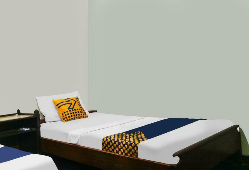 Hotel Spot On 92063 Balebat Endah Syariah