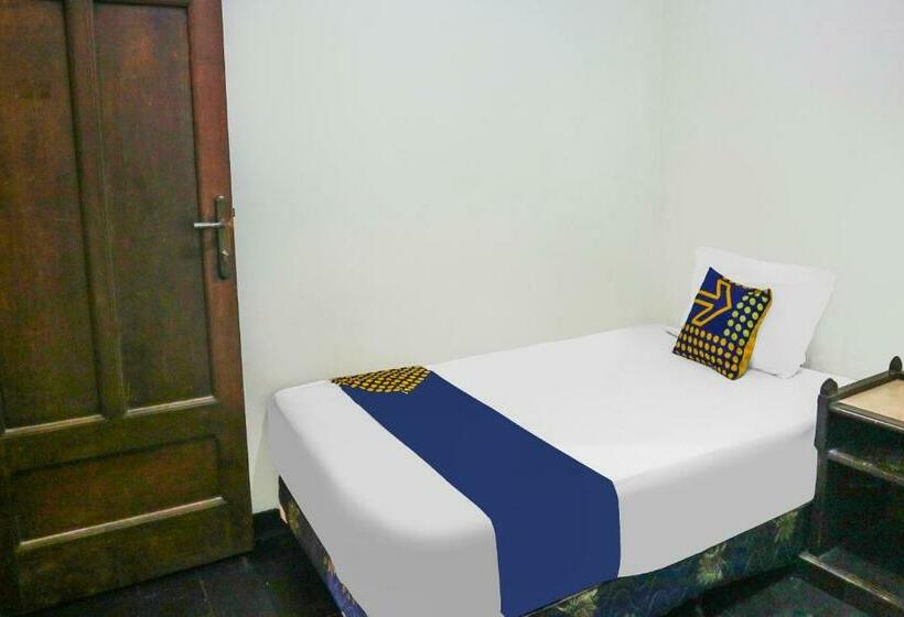 Hotel Spot On 92063 Balebat Endah Syariah