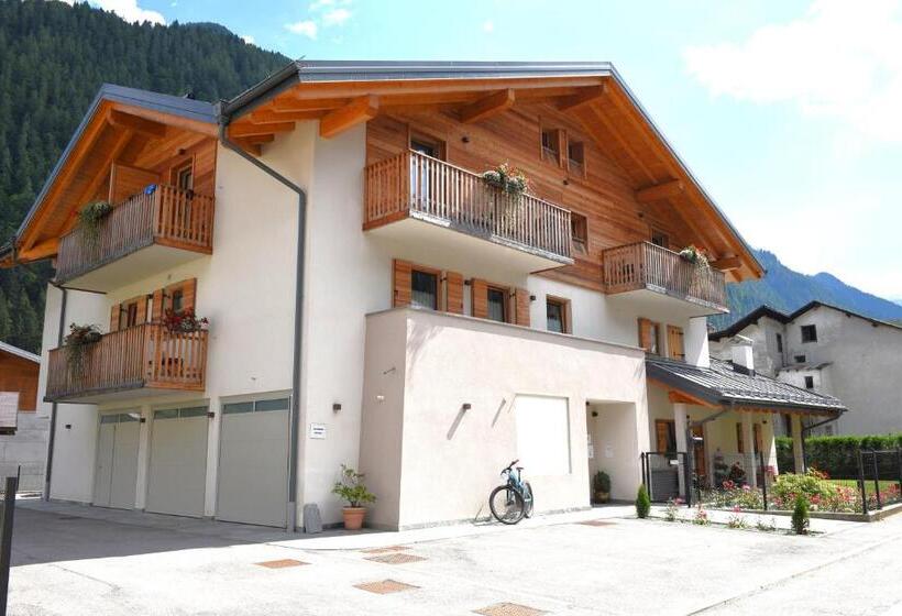 פנסיון B&b El Lares B&b L Avez