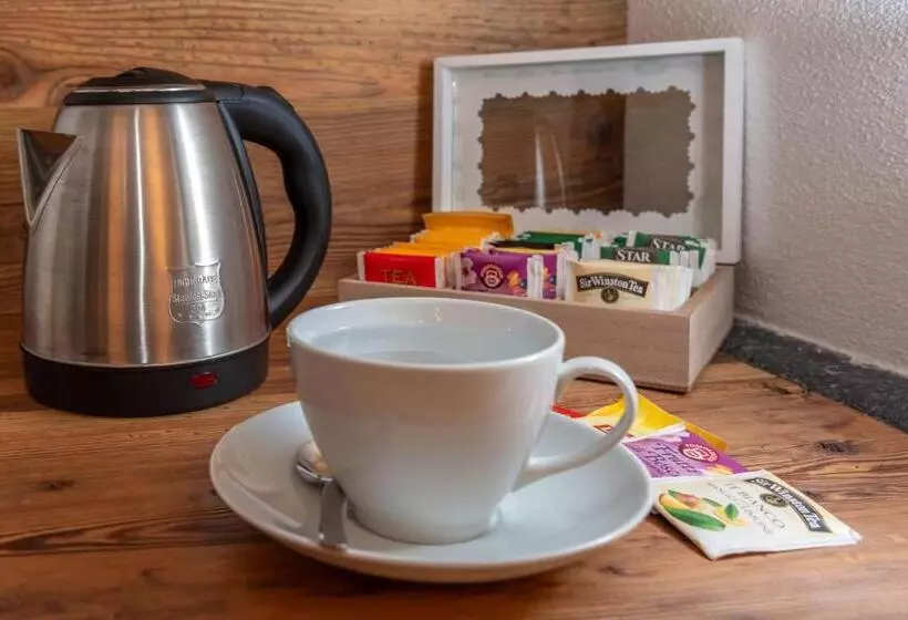 Majatalo B&b El Lares   B&b L Avez