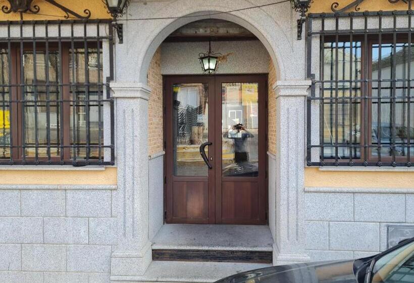 بنسيون Hostal El Hidalgo