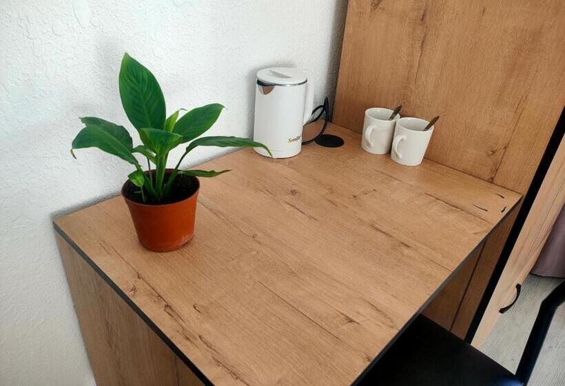 پانسیون The Lake Townhouse