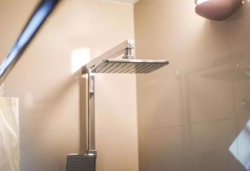 ペンション The Polumb Garden Bedugul