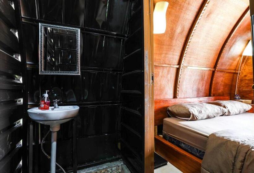 膳宿费 The Polumb Garden Bedugul