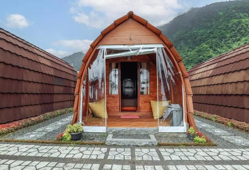 ペンション The Polumb Garden Bedugul