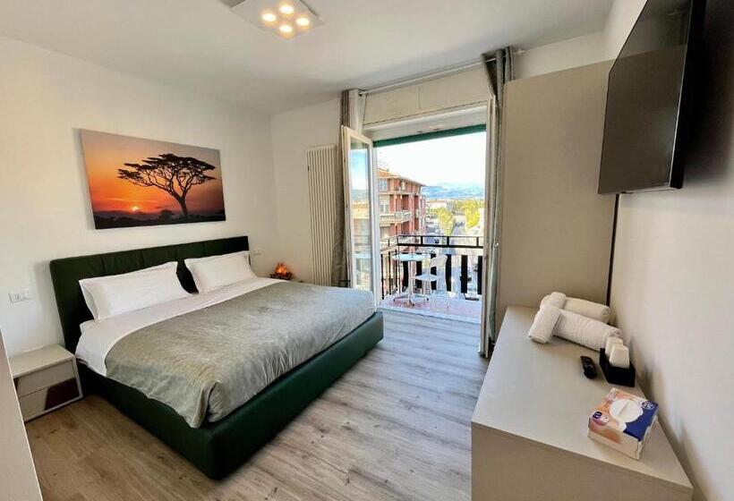 پانسیون Verona Rooms 109