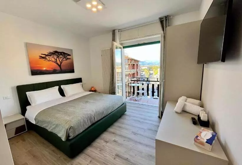 پانسیون Verona Rooms 109